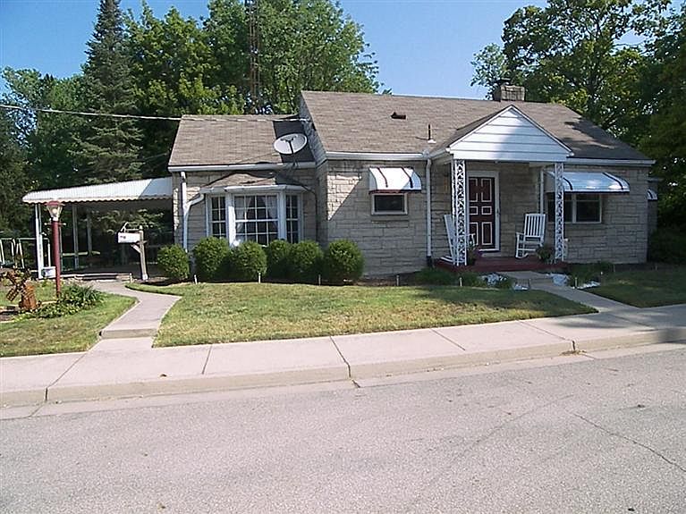 1st image of 1201 Southlyn Dr