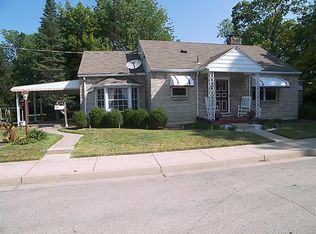 1201 Southlyn Dr, Kettering, OH 45409