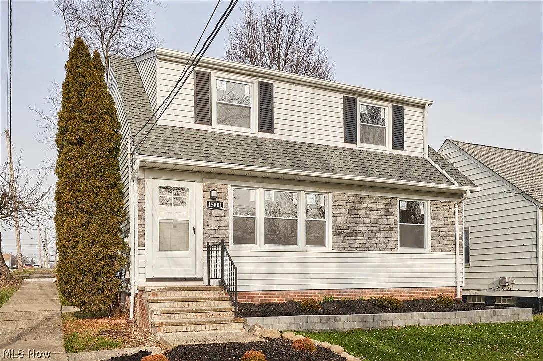 15801 Corkhill Rd photo 1