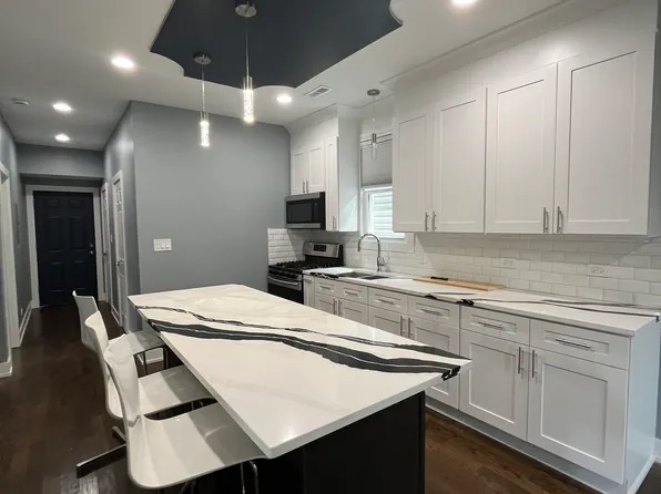 4931 S Artesian Ave, Chicago, IL
