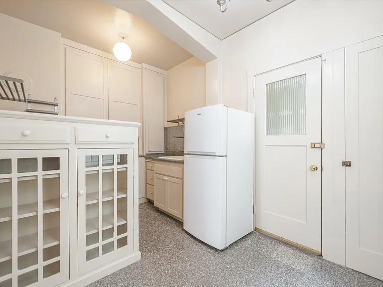 3350 Octavia St #1 — Photo 13