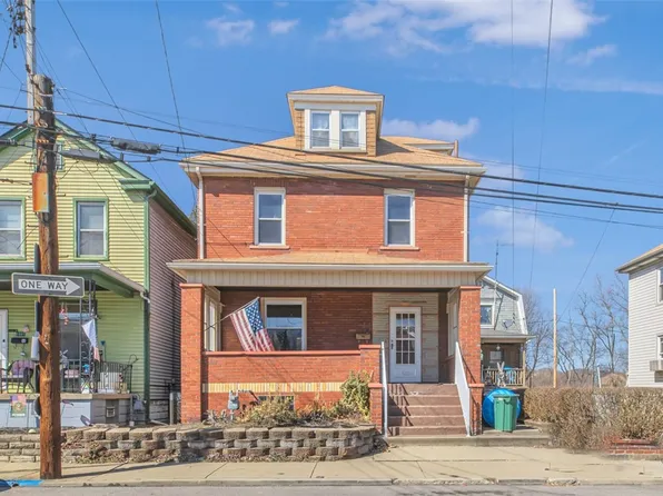 1685 Henrici St, Ambridge, PA 15003