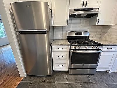 2nd image of 900 University Dr