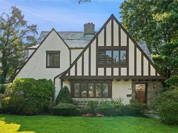 318 Heathcote Road, Scarsdale, NY 10583