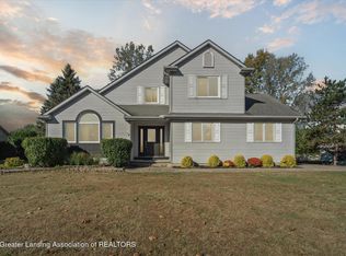 2475 Renfrew Way, Lansing, MI 48911