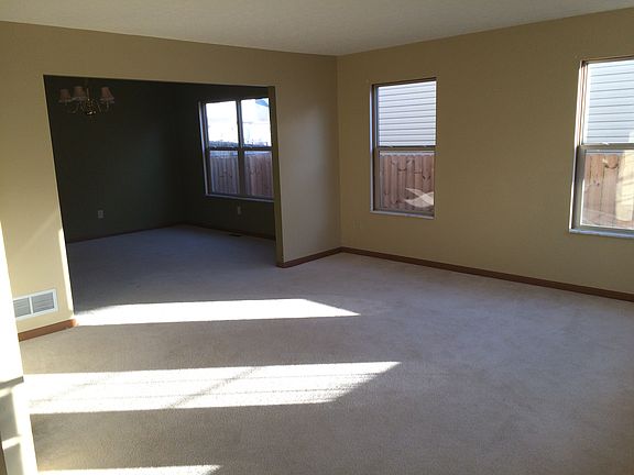 4th image of 3906 Highland Bluff Dr