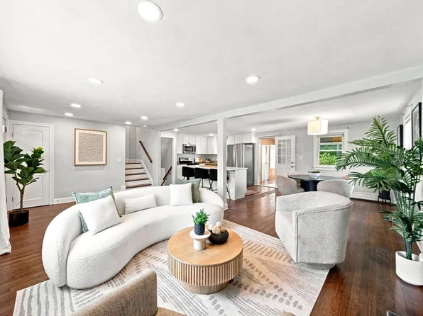 92 Dean Rd, Stoughton, MA 02072