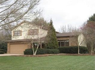 2633 Randall Dr, Newton Falls, OH 44444