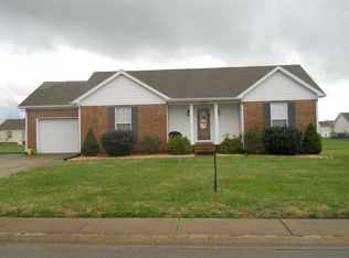 1220 Autumn Oaks Dr, Franklin, KY 42134
