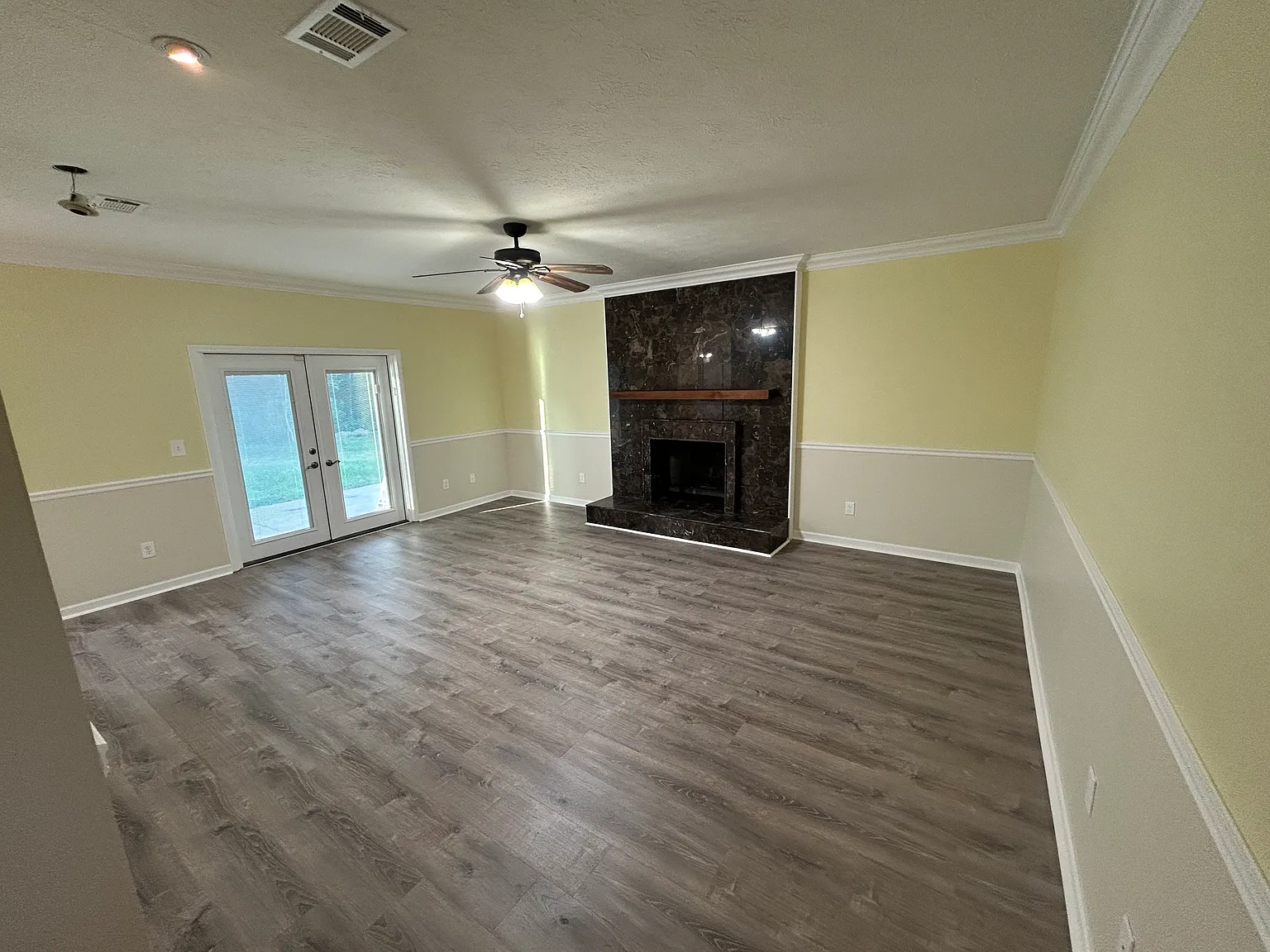 4 bed, 1742 sqft, $2,025 — Photo 3