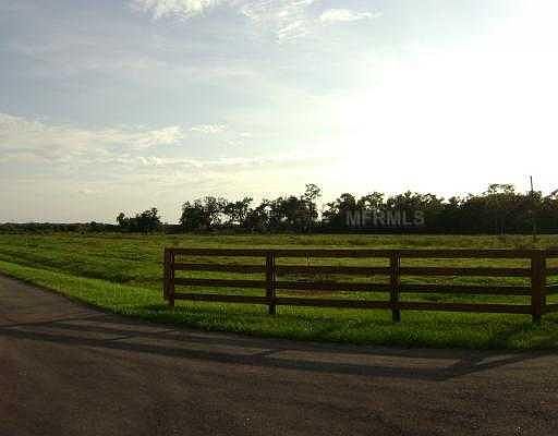 2nd image of 1603 SE Honeybell Ln