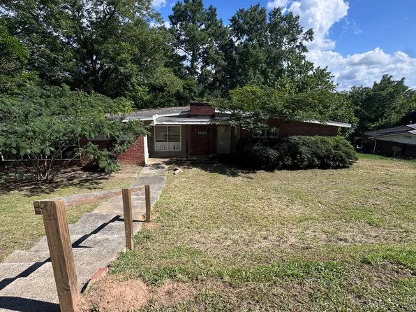 1420 Kilby Ter, Anniston, AL 36207
