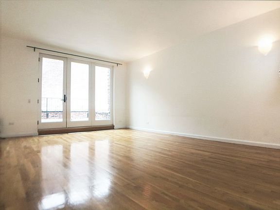 4th image of 5020 39th Ave