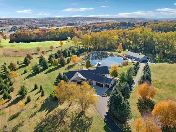 3386 Mound View Rd, Verona, WI 53593