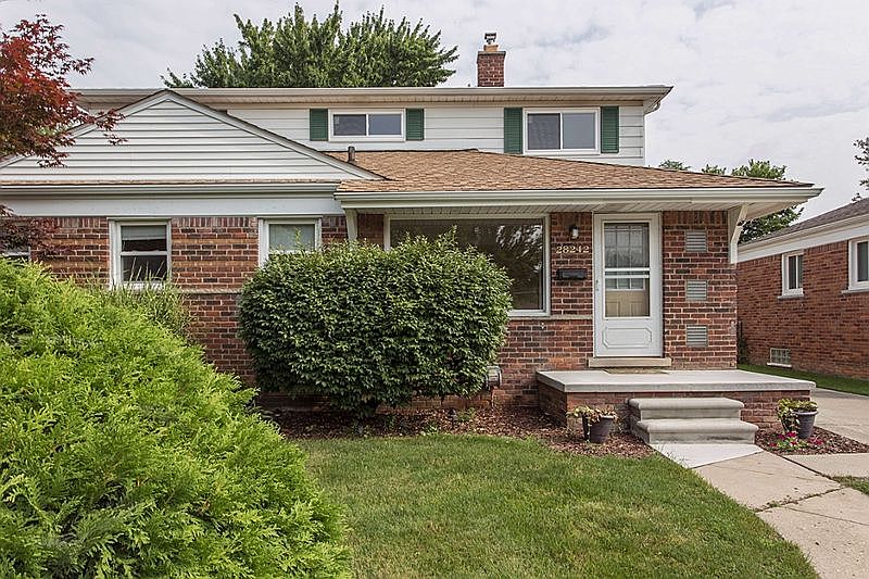1st image of 28242 N Clements Cir