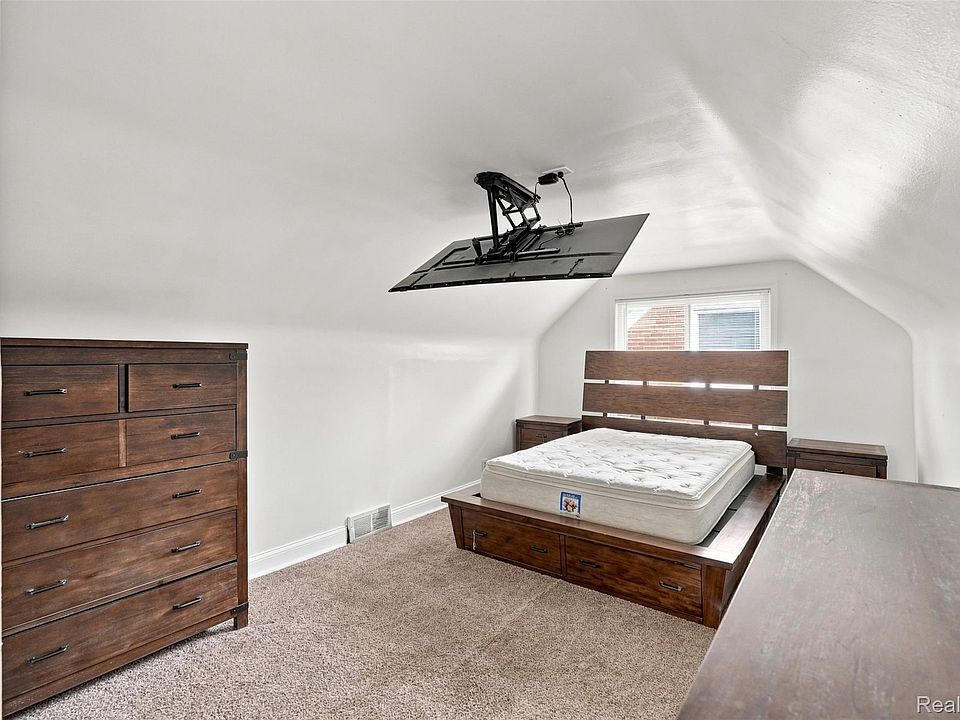 12827 Woodbine, photo 14