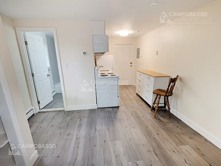 109 Oxford St #3 — Photo 3