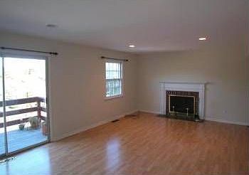 2nd image of 19 Greenwich Hills Dr