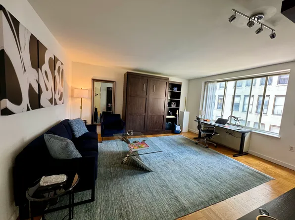 227 Mulberry Street 5A image 1 of 8