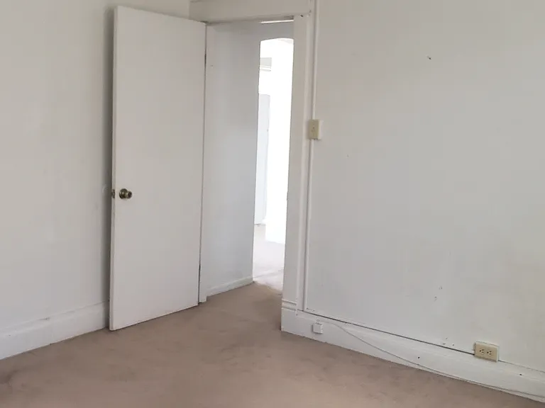 517 E University Ave #1 — Photo 13