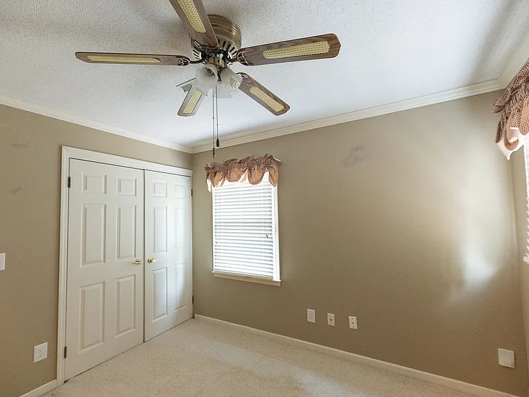5517 Robinridge Rd — Photo 30