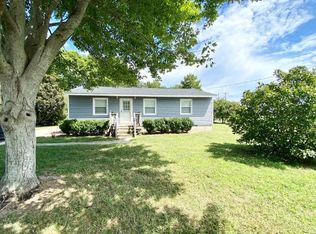 17361 Main St, Painter, VA 23420