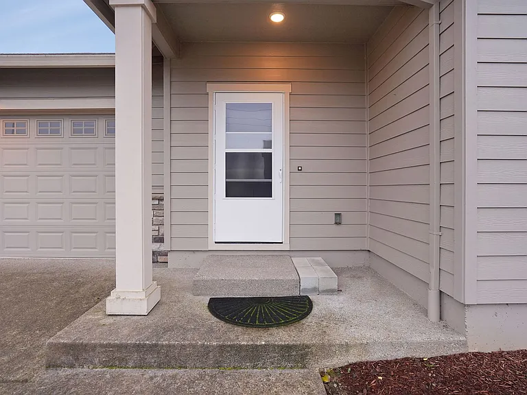 5150 Constellation Ave NE — Photo 4
