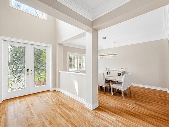 3rd image of 2280 Mackenzie Ct