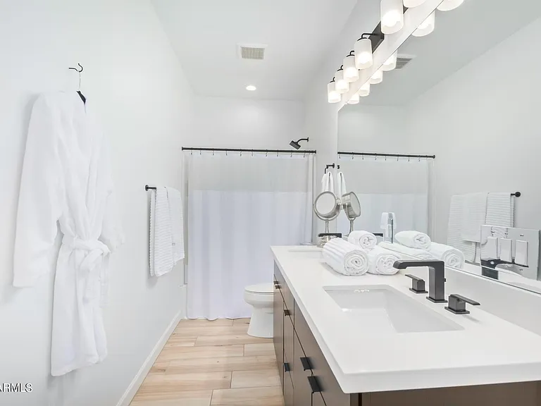 7015 E Davis Rd — Photo 22