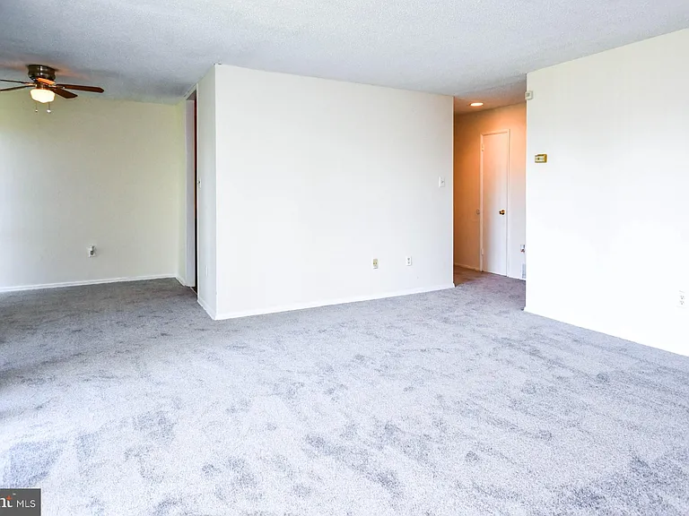 7174 Donnell Pl #D5 — Photo 11