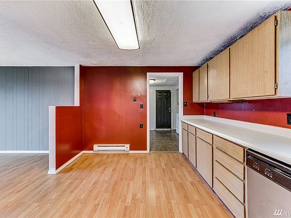 5th image of 4710 Lila Ln SW
