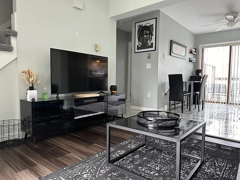 55 Vicksburg St #55 — Photo 4