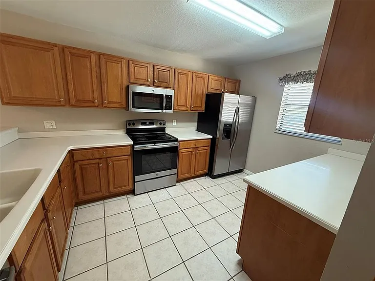 175 Kings Hwy #228 — Photo 7
