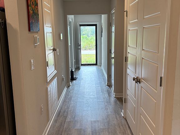 5th image of 5980 Laurel Oak Dr
