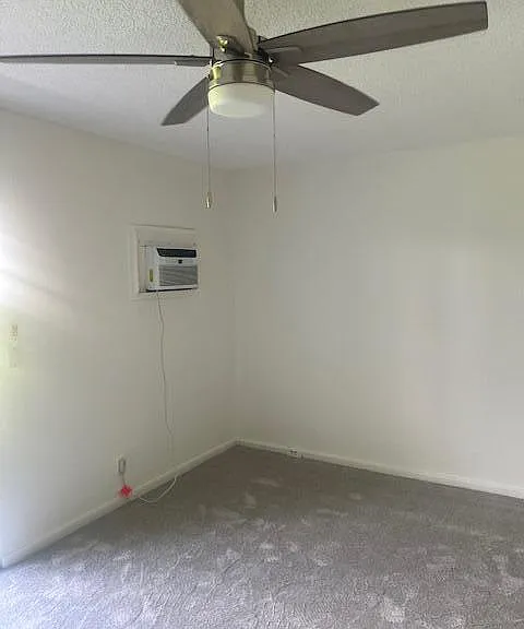 90 Mansfield Dr #C — Photo 9