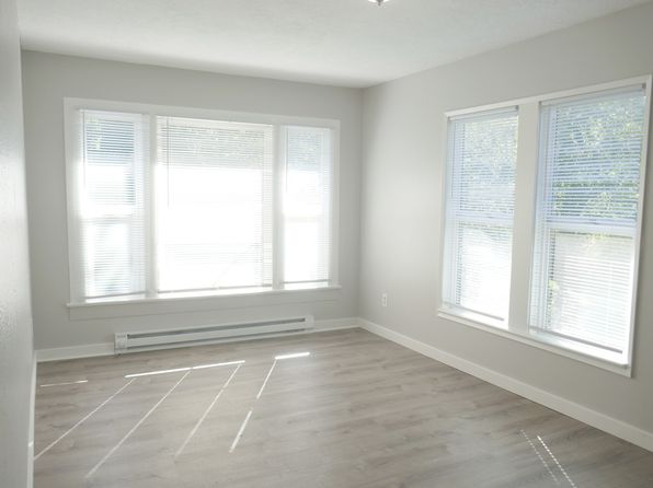 1756 Franklin Ave #B