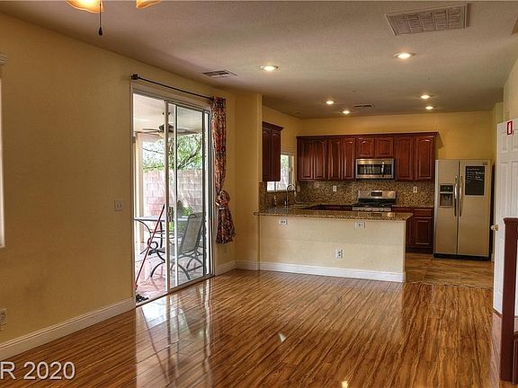3rd image of 11651 Autunno St
