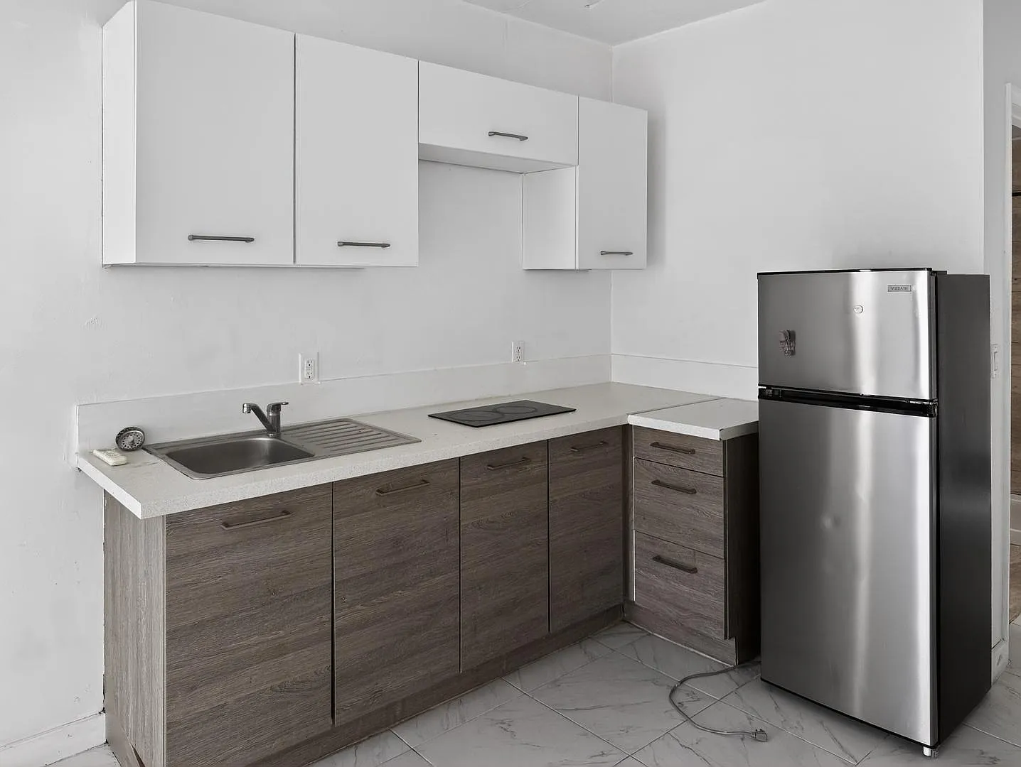 444-542 SW 3rd Street - 542 SW 3rd St, F1 — Photo 3