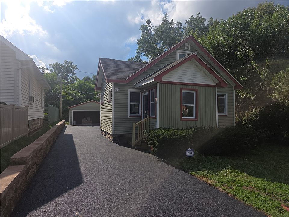 1st image of 37 Glenora Dr