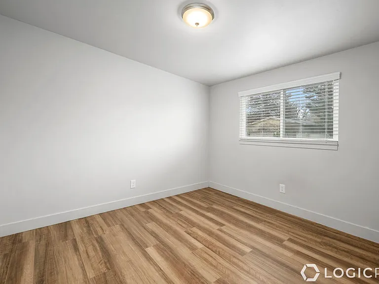 4218 S 4800 W — Photo 14