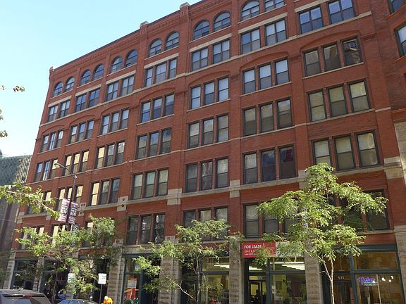 3rd image of 525 S Dearborn St APT 403