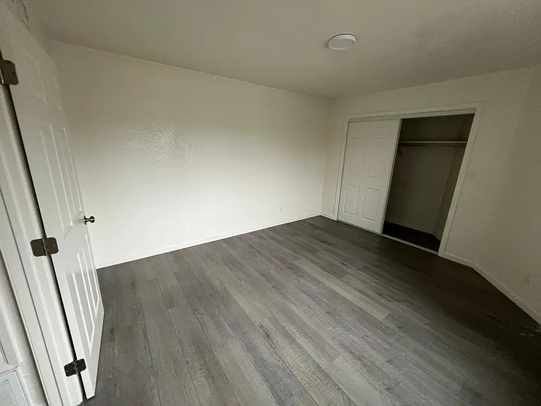 5645 Bancroft Ave #2 — Photo 14