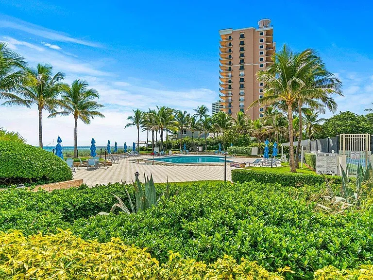 5200 N Ocean Dr #102 — Photo 23