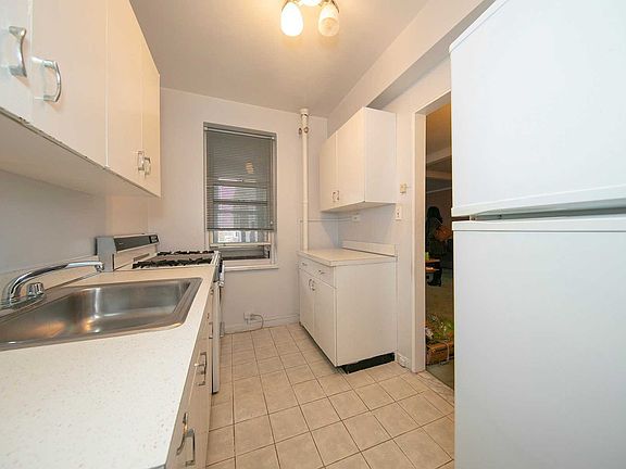 4th image of 6766 108th St APT A62