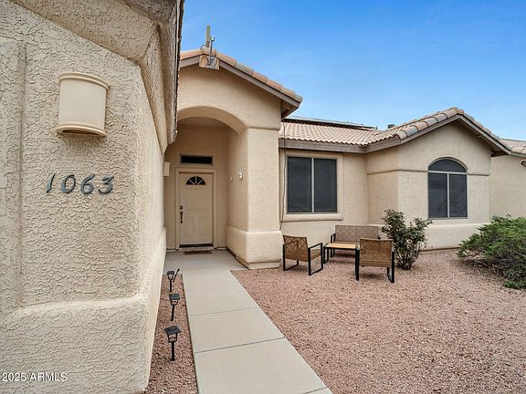 2nd image of 1063 S VIEJO Drive