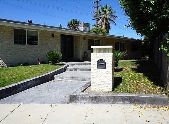 3rd image of 5924 Hanna Ave
