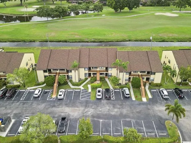 4698 Lucerne Lakes Blvd E — Photo 1