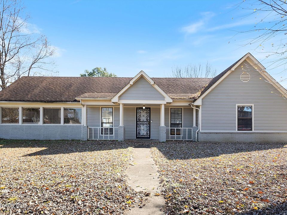 1st image of 6641 Black Thorn Dr