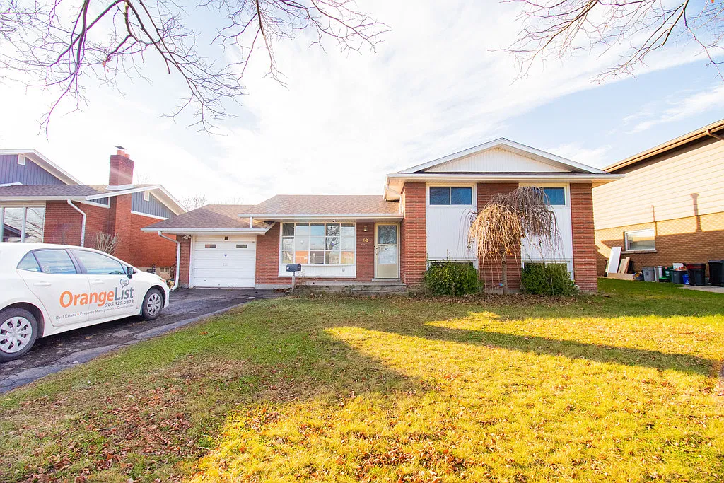 62 Classic Ave — Photo 1