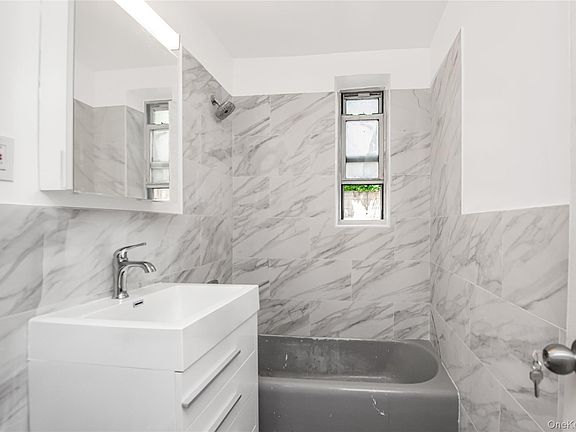 3rd image of 61 Bronx River Road #3B